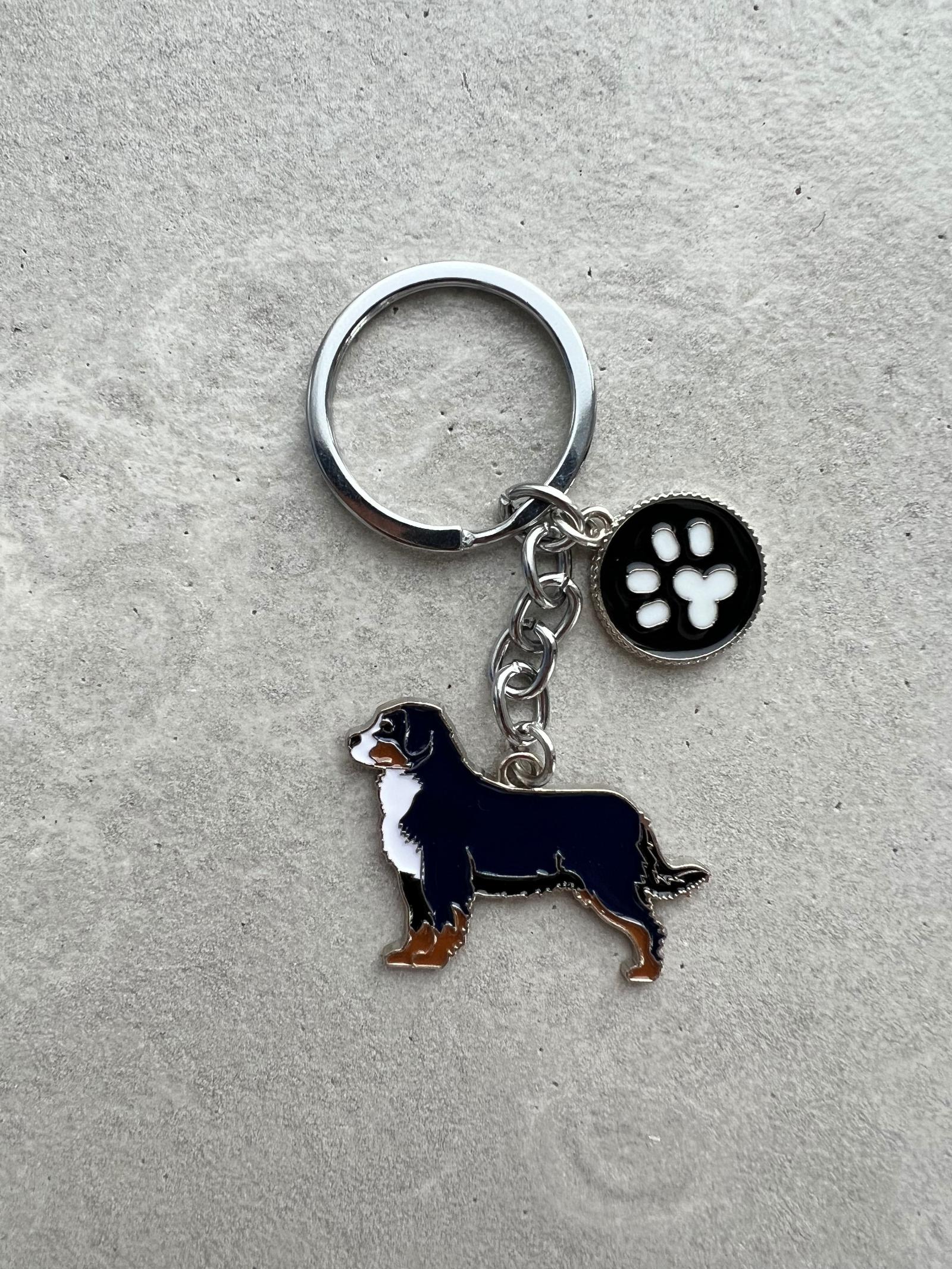 

Metal Keychains, Pendants,Large Dog, Accessories One Size