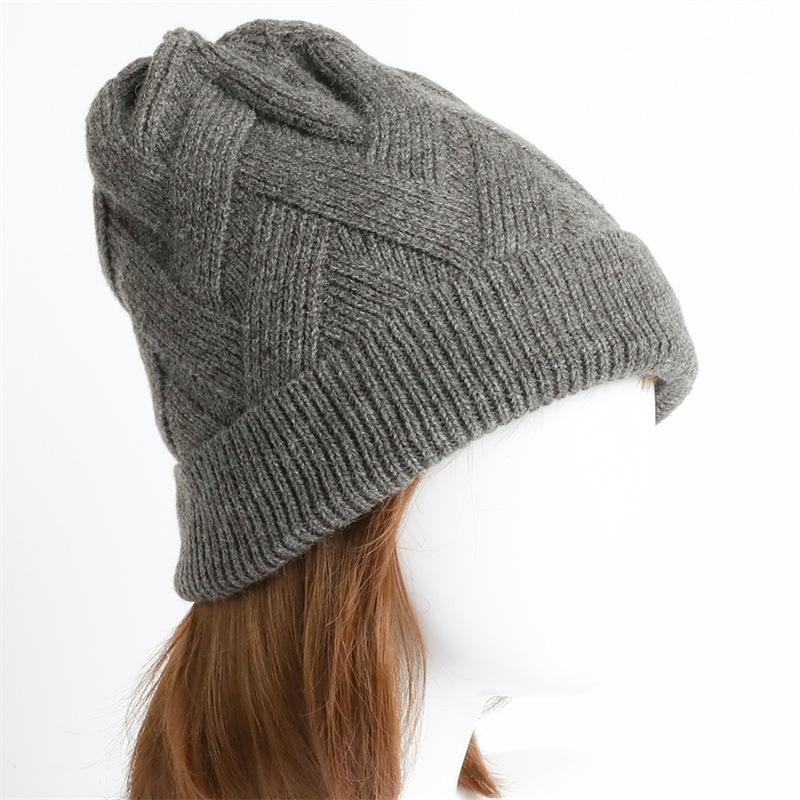Solid color knitted wool hat men's and women's autumn and winter warm ear protection hat sweet pullover hat wool hat versatile