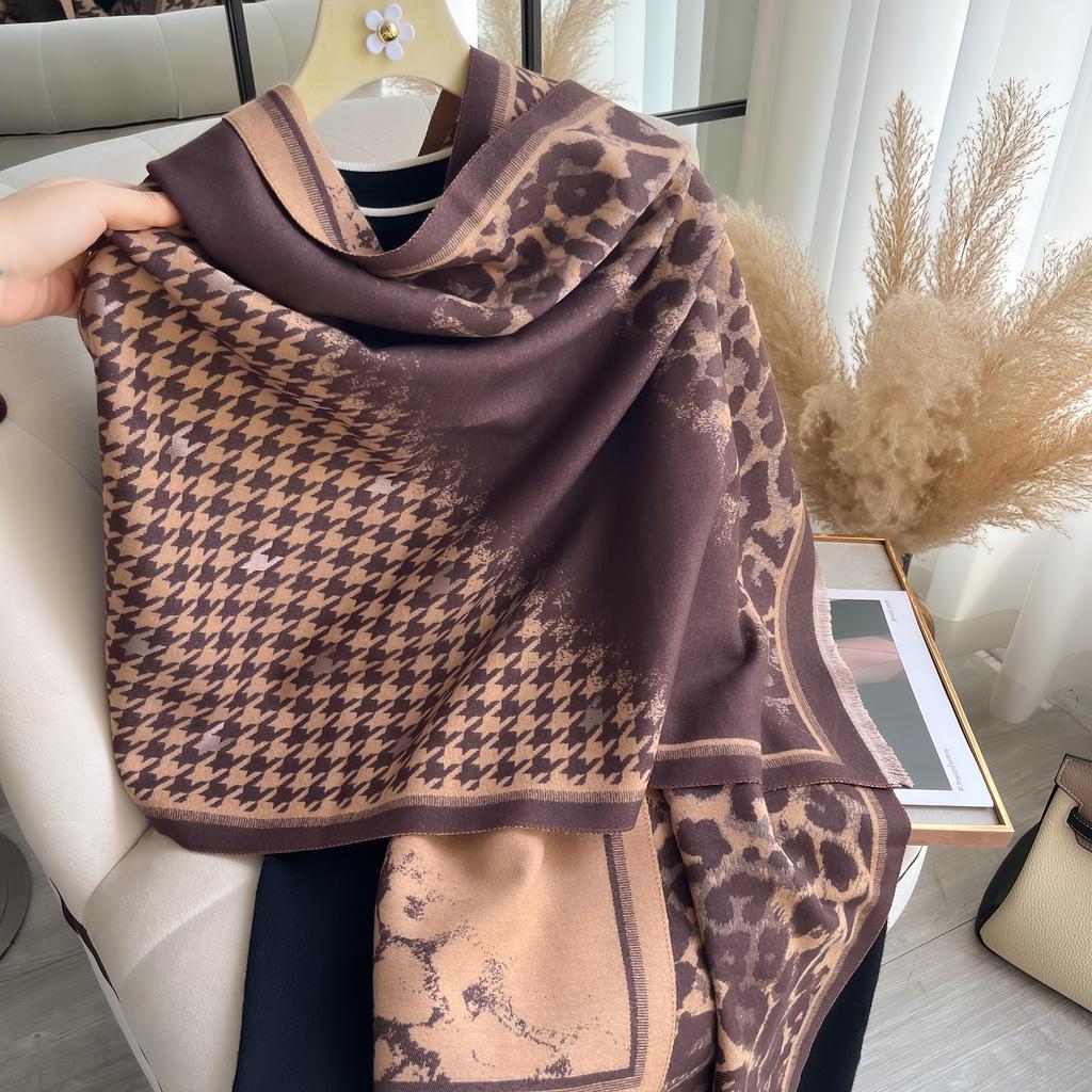 Luxury Leopard Print Scarf For Women Warmer Winter Cashmere Pashmina Scarves Shawls Female Thick Blanket Wraps Foulard