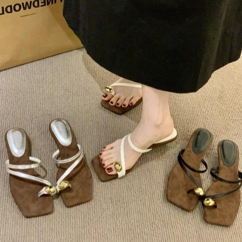 Fashion Women Sandals Narrow Band Fashion Metal Decoration Low Heel Slip On Summer Female Slipper Elegant Slides Outdoor Beach Flip Flop