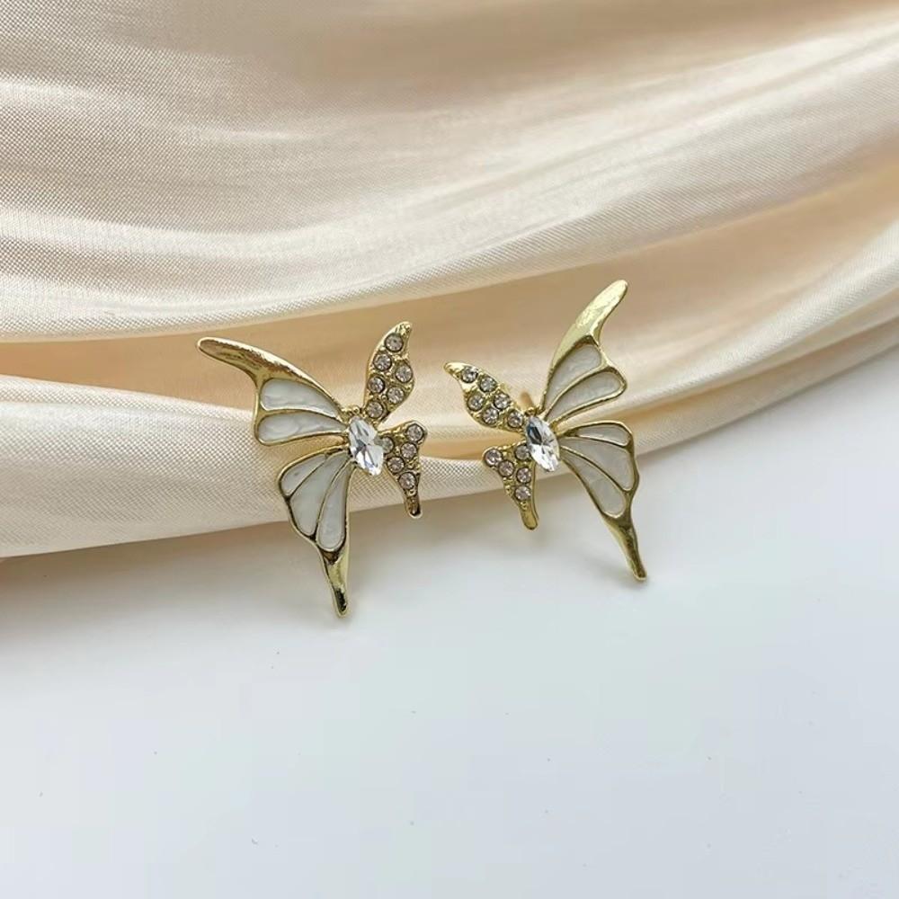 Sweet Butterfly Stud Earrings Light Luxury Women's Small Earrings Elegant Zircon Earrings Daily