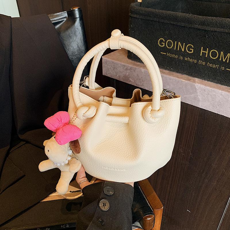 

Новая Мода Портативная Вода Женская Универсальная Сумка Повседневная Наплечная Сумка Мессенджер no pendant