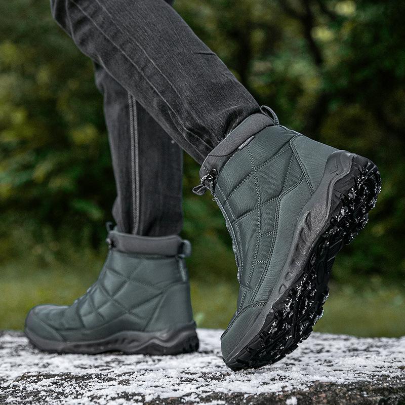 Large size outdoor snow boots high top classic velvet cotton shoes daily warm and comfortable in winter