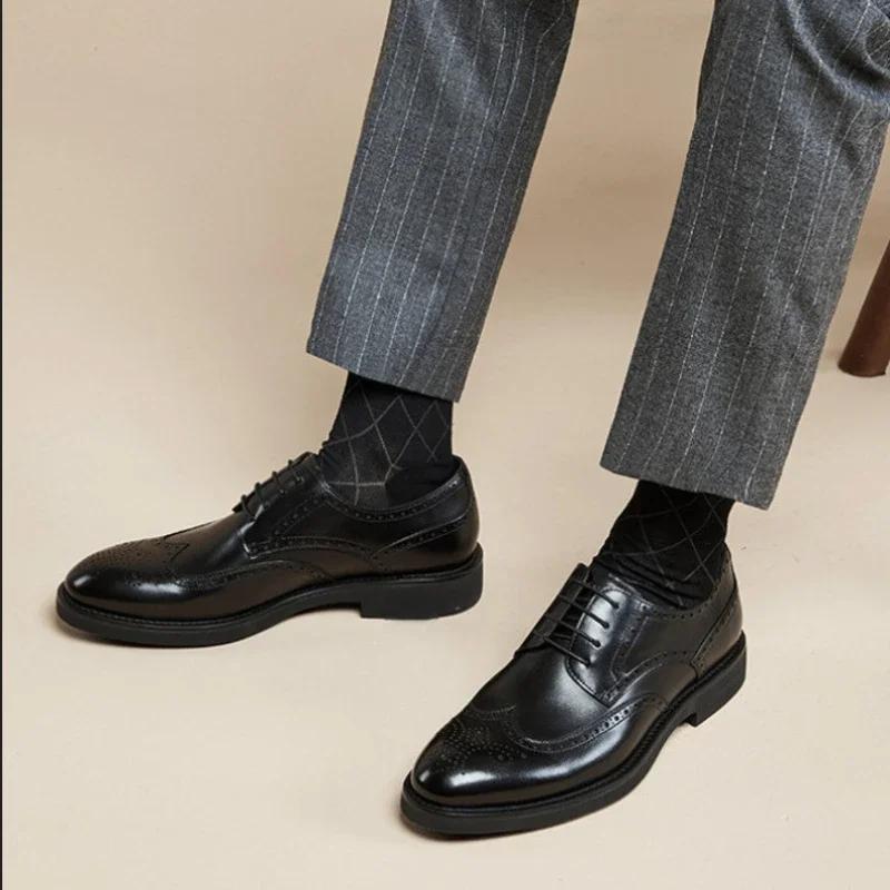 2026 Carved Block Leather Shoe Allmatch Business Dress Shoe Men Wedding Banquet Shoe Social Shoe Male British Luxury Men Shoe