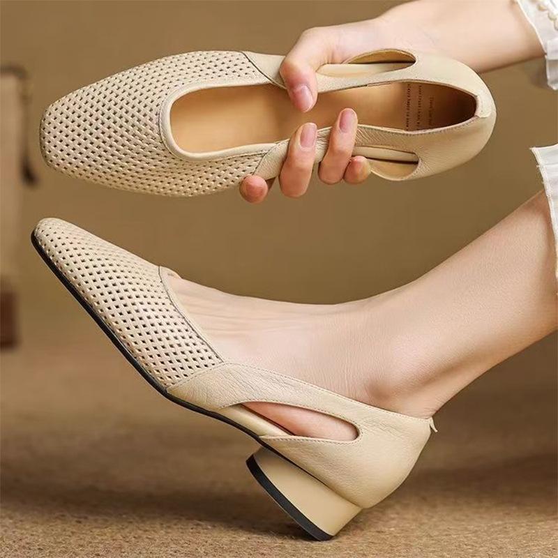 2025 Summer Thick Heel Hollow Sandals Women's New Middle-aged Mother Shoes French Women's Single Shoes Women's Leather Shoes