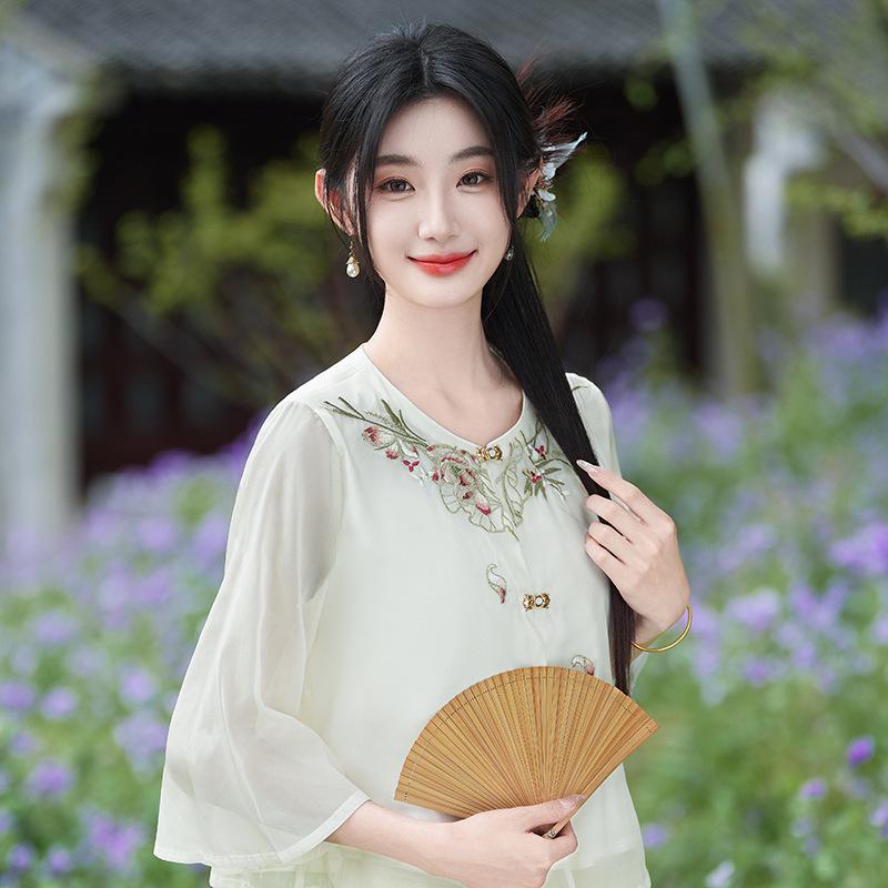 2025 Summer Retro Embroidery Tang Suit & Wide-Leg Pants Hanfu Set