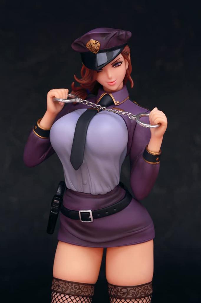 Oplzlá sadistická policistka Akiko Designed by Oda bez měřítka PVC lakovaná hotová figurka A+ Ver.1.1 1/6