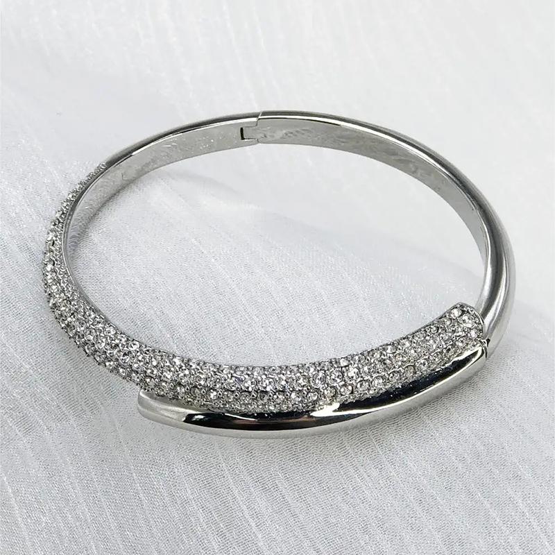 Light Luxury Sparkling Cross Bracelet Silver Full Diamond+smooth Dual Texture Hinge Buckle Accessory