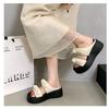 New Summer Super Thick-soled Cool Slippers Princess Style Pearl Women Wear One-word Beach Shoes Are Beautiful