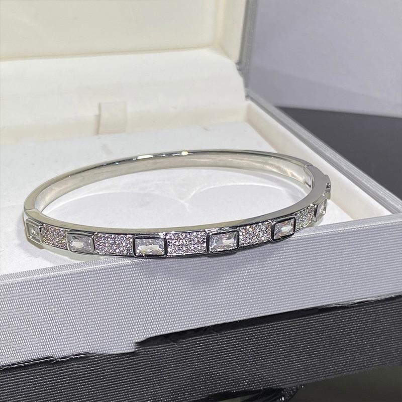 Super Flash Zircon Round Heart-shaped Flower Multi-layer Open Bracelet Exquisite and Beautiful Bracelet Light Luxury Jewelry Women