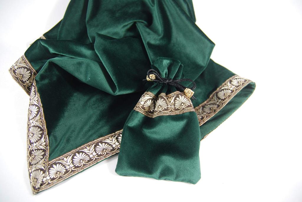 Kuai Tarot Set of 2 or with Velvet for Tarot Thick Magic Tricks Set with Large and Small Cloths, 68x68cm, 3, Pouch, Cards, Divination, Readings,