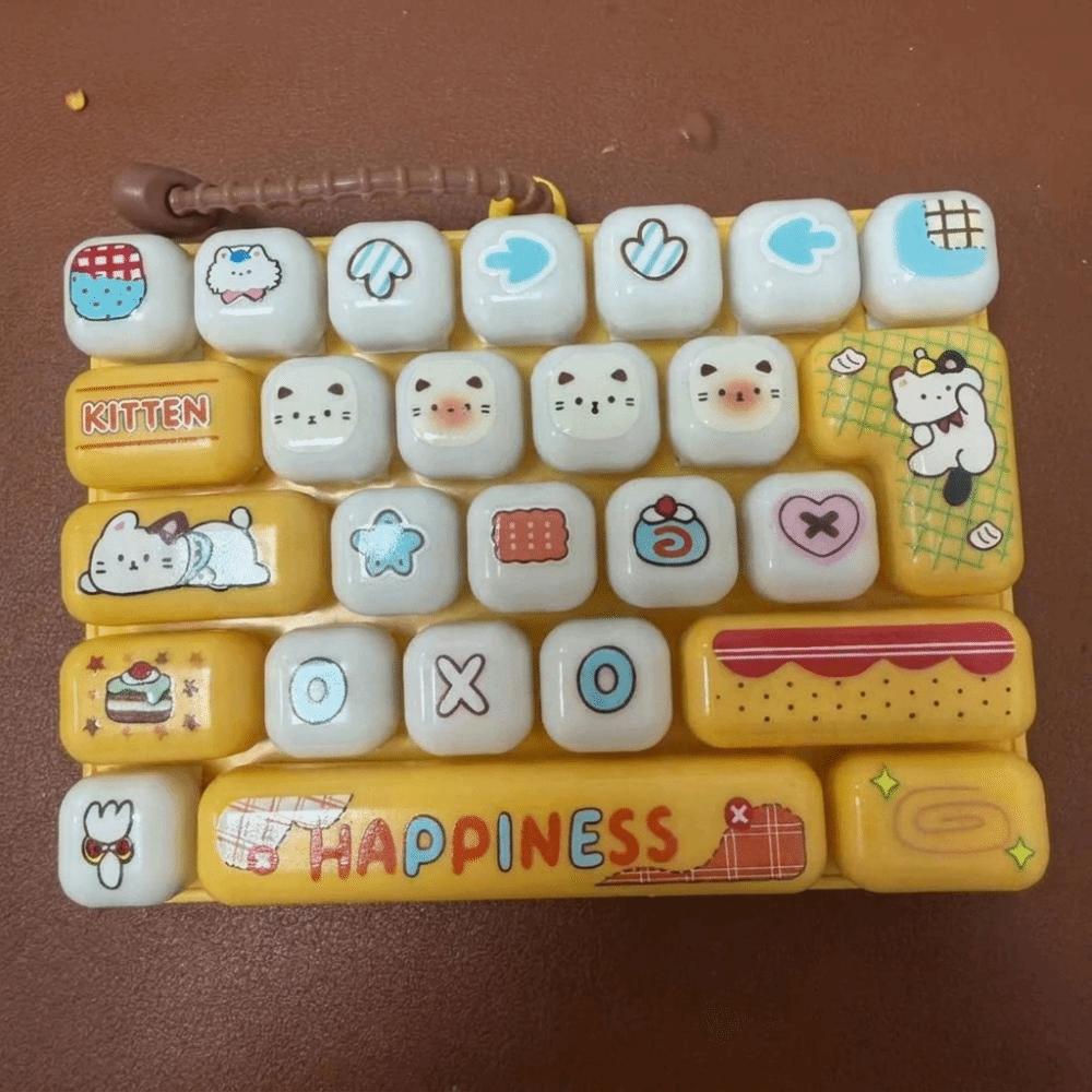 Simulation Keyboard 26-Key Keycap Clicker Candy Color Mini Keyboard Pendant  Desktop Decoration