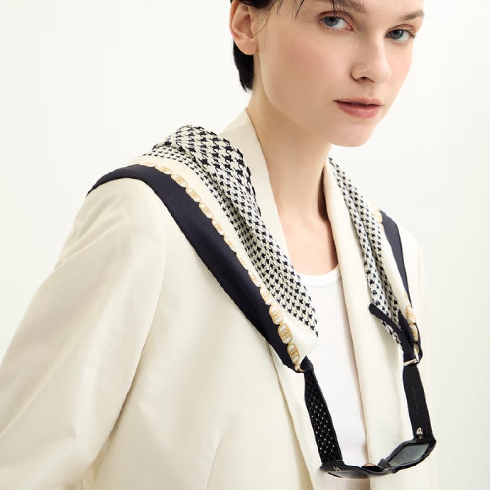 Daks Silk Scarf Black Houndstooth Check Set Of Rings Single option