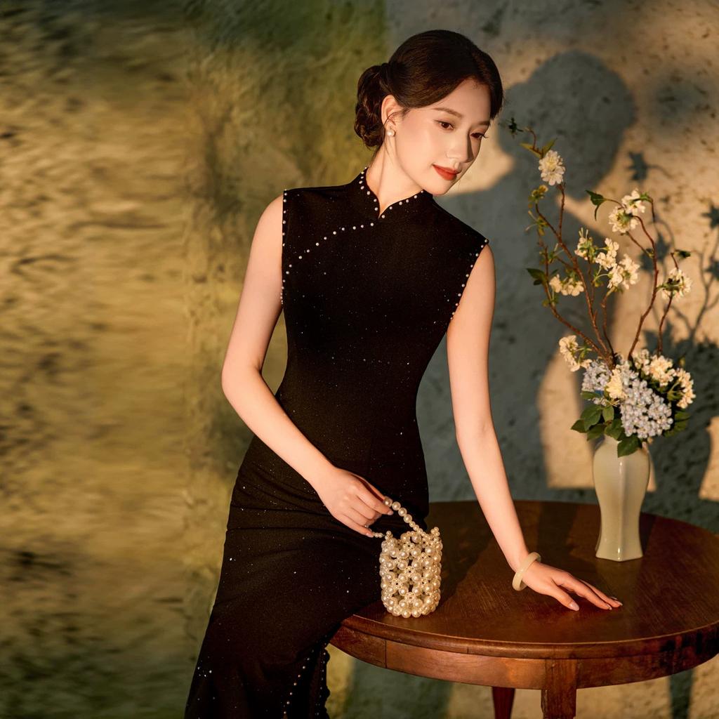 Sleeveless black bronzing cheongsam New Chinese long cheongsam Improved young women's high-end retro evening dress