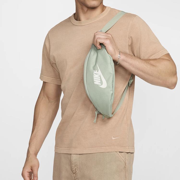 New Nike Polyester Crossbody Bag Sling Bag Fanny Pack Unisex Emerald Green DB0490-370