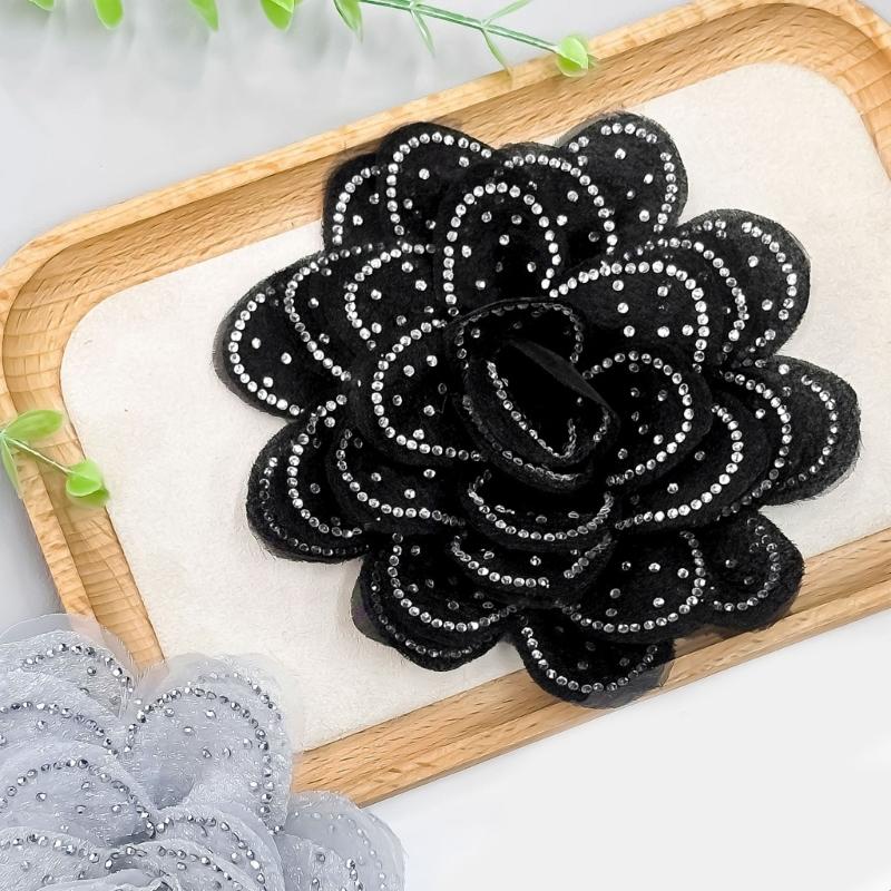 Flower Lapel Pin Fashion Flower Brooches Funtional Clothing Fastener Stylish Dress Clip Suitable for Everyday Wear