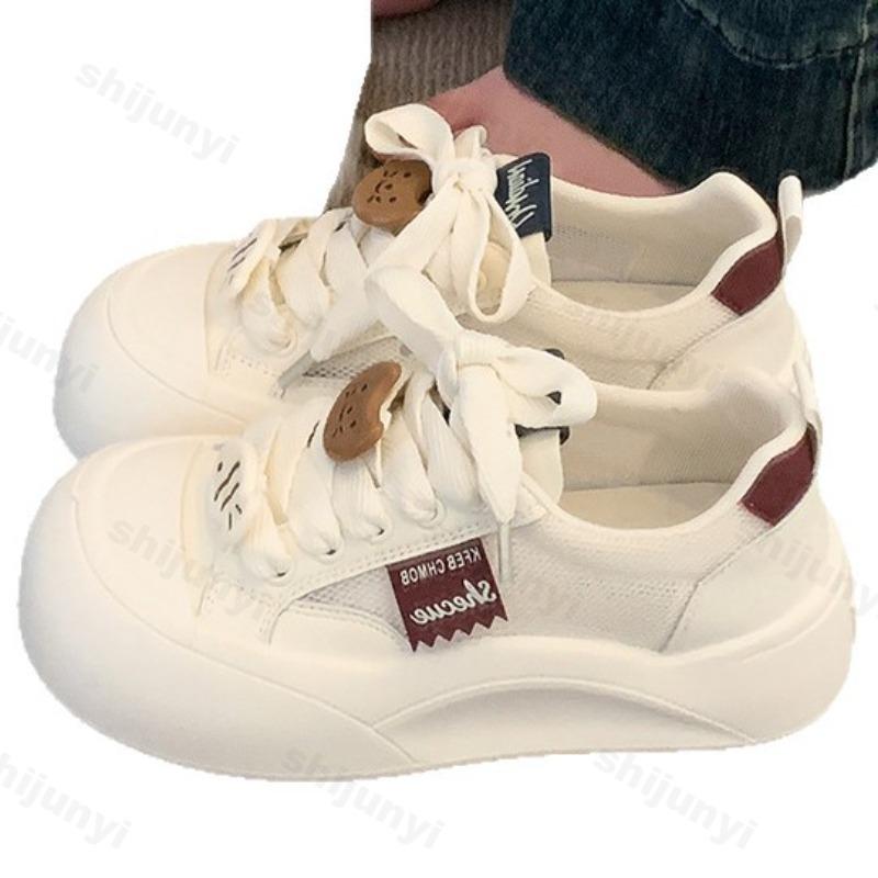 Women Sneakers 2025 Autumn Round Toe Vintage Lightweight Breathable Casual Shoes Comfortable Cute Outdoor Non Slip Flats