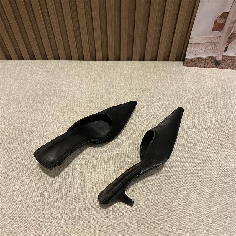 

Французские туфли-мешки с заостренным носком, женская верхняя одежда, тонкий каблук, темперамент, женская обувь, заостренный нос, полутапочки с юбкой, название тренда, туфли на высоком каблуке 40 чёрный