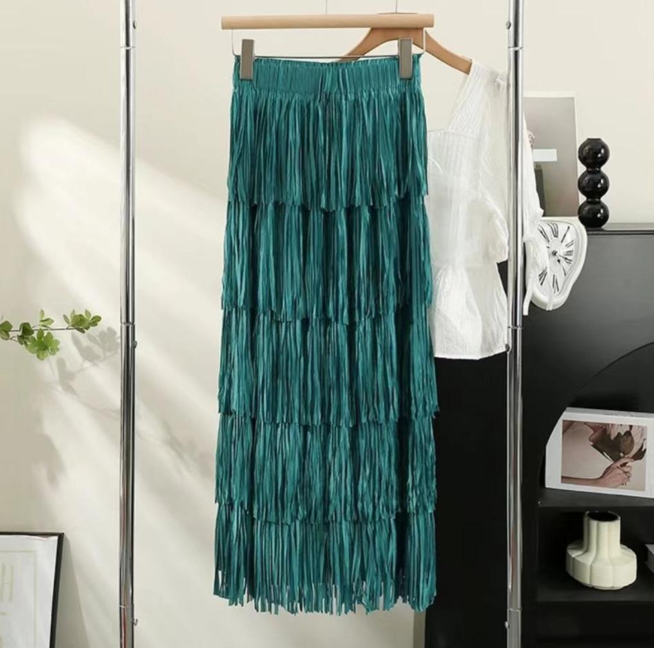 Women's High-End Pleated Fringe Skirt: New Summer Layered Cake Design, Slimming Hip-Hugging Fit