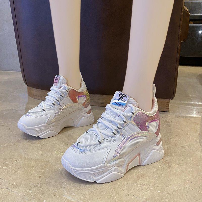 comfortable jogging shoes