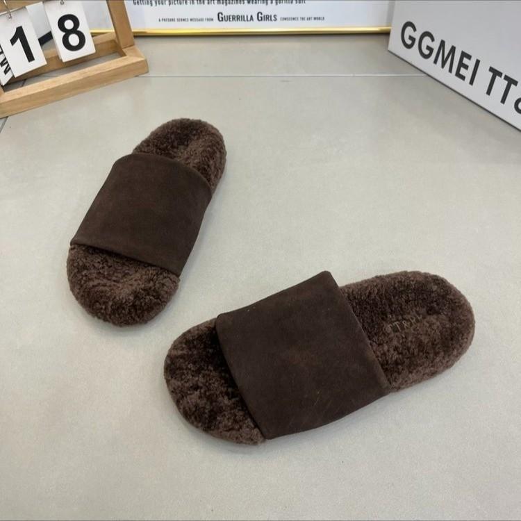 Thick-bottomed fluffy slippers women's outer slippers 2025 autumn and winter new Mori women's retro matte open-toed piled cotton slippers