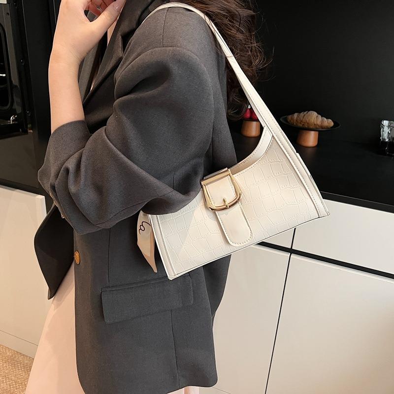 Premium new women's bag summer versatile popular fashion shoulder underarm bag hand bag