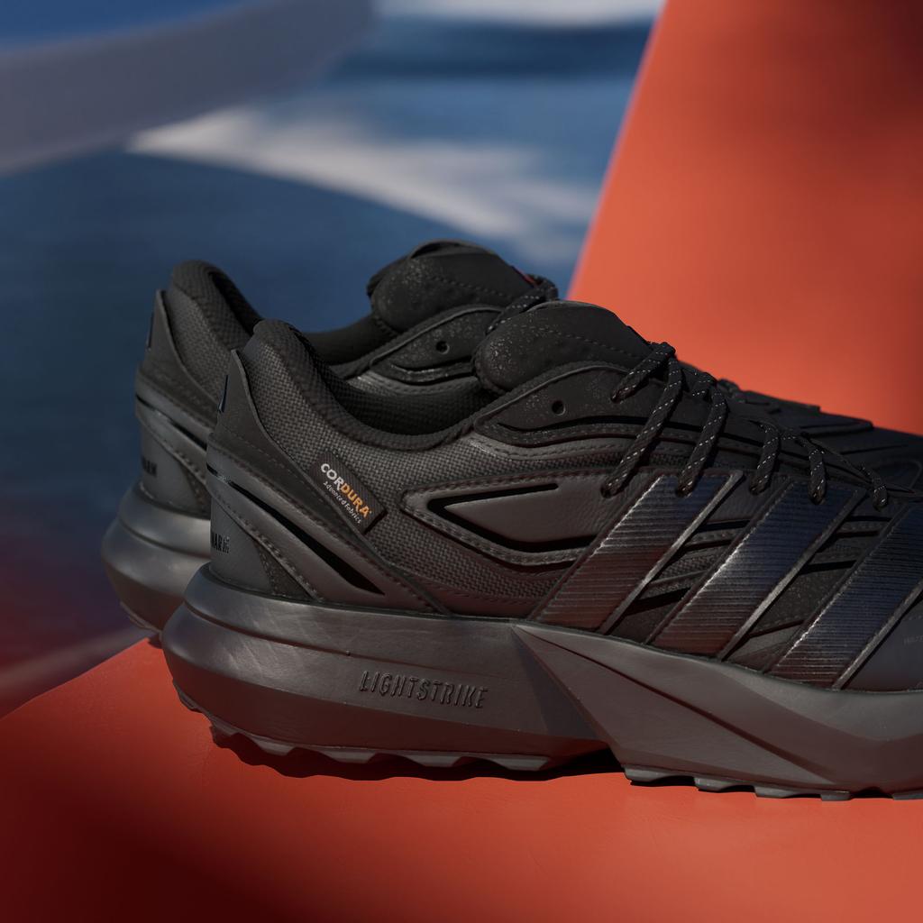 adidas Lightblaze ATR Black Grey Six