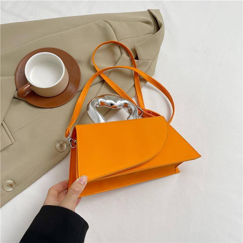 

Зарубежная модная сумка-мессенджер через плечо от интернет-знаменитости, новая универсальная модель весна-лето 2025, темпераментная маленькая квадратная сумка для женщин оранжевый