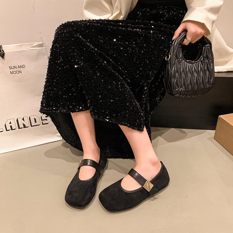 Retro Shallow Single Shoes Women's Summer and Autumn 2025 New Versatile Soft-soled Flats