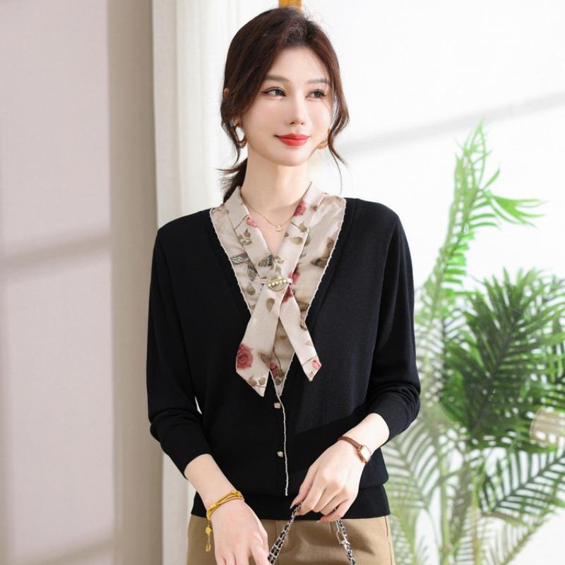 Early autumn clothing new middle-aged and elderly intellectual mother clothing fake two-piece wool sweater pullover knitted bottoming top women
