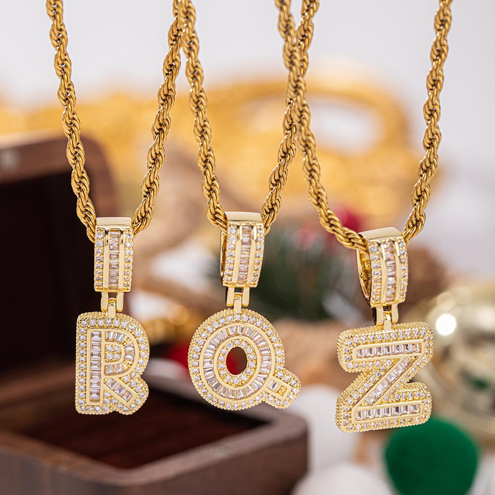 1pc Copper Inlaid Zirconia 26 Letter Pendant Stainless Steel Twisted Chain Necklace, Hip-hop & Minimalist, Valentine's Day