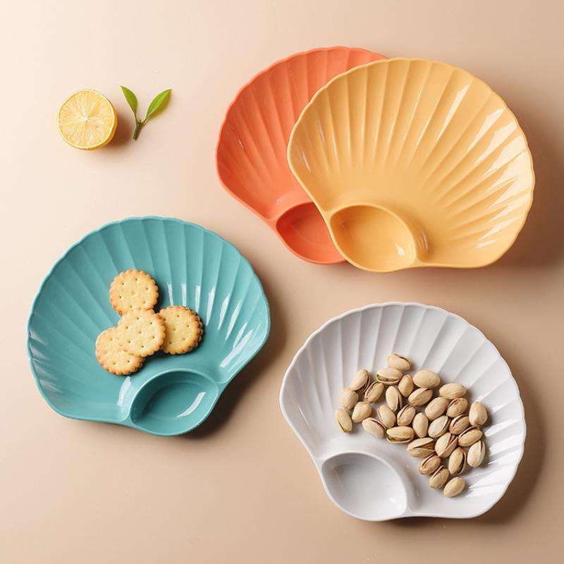 Eco Friendly Dumpling Plate with Vinegar Dip Dish Plastic Multifunction Snack Divider Tray for Picnics Buffet Kitchen