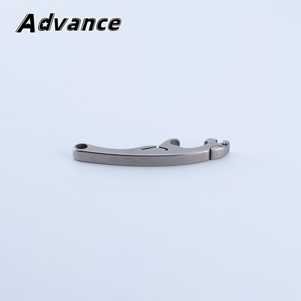 Small Bottle Opener Keychain Leopard Shape Pendant Accessory Outdoor EDC Titanium Outdoor Tool 4