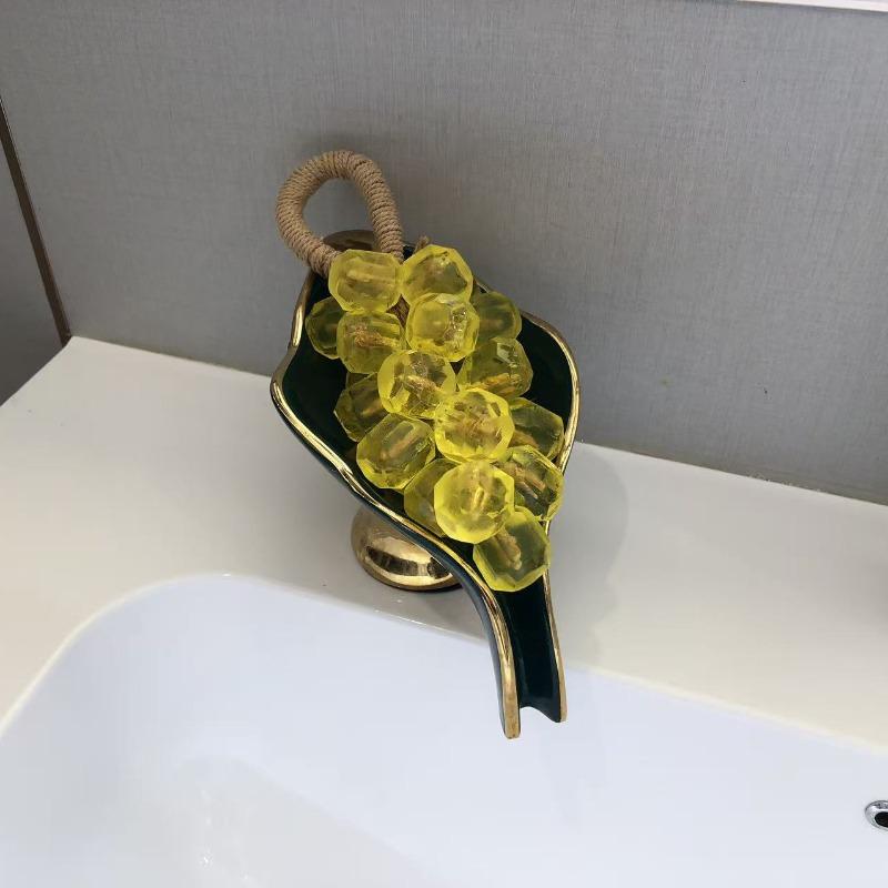 Kit de Fabrication de Savon Raisin DIY - Base de Savon Transparente Cristal, Forme Grappe de Raisin et Parfum Huile Essentielle Set d'Artisanat Décoration d'Intérieur