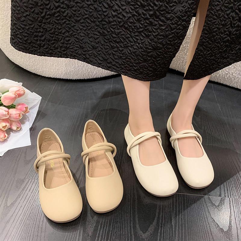 Type shallow mouth single shoes women's new autumn method soft-soled flat shoes gentle grandma shoes Mary Jane small leather shoes