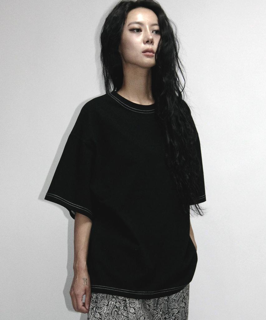 Deumakeu Outstitch Boxy Short Sleeve Tee - Black