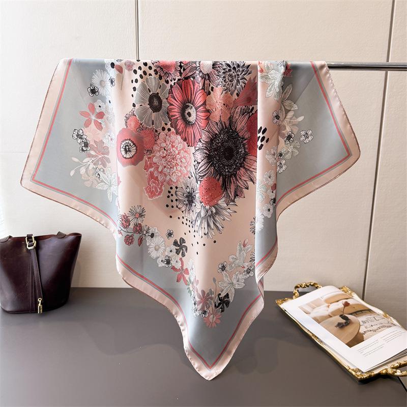 Luxury New Printed Scarves Women's Silk Scarf Spring and Summer Floral Decorations Small Neckties Hairbands Bags Wholesale