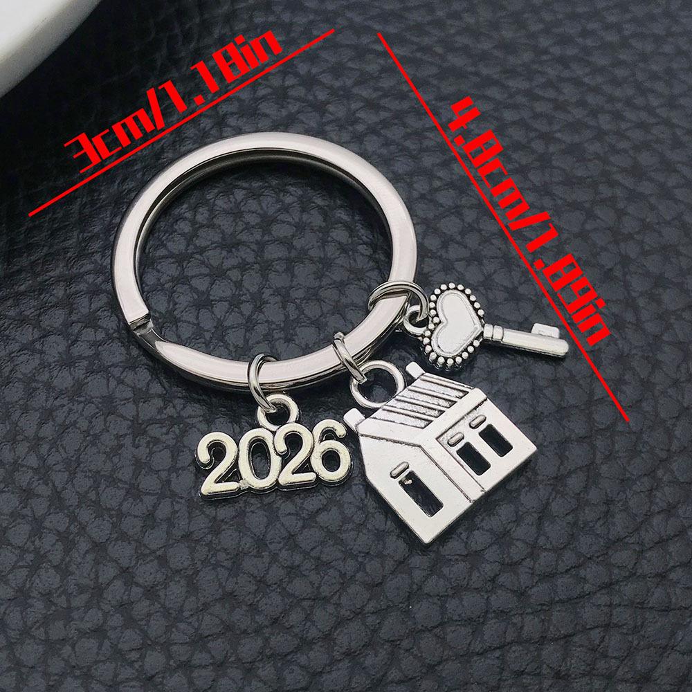 2026 Ancient Silver Heart Key Pattern Alloy Keychain - Creative Pendant Gift