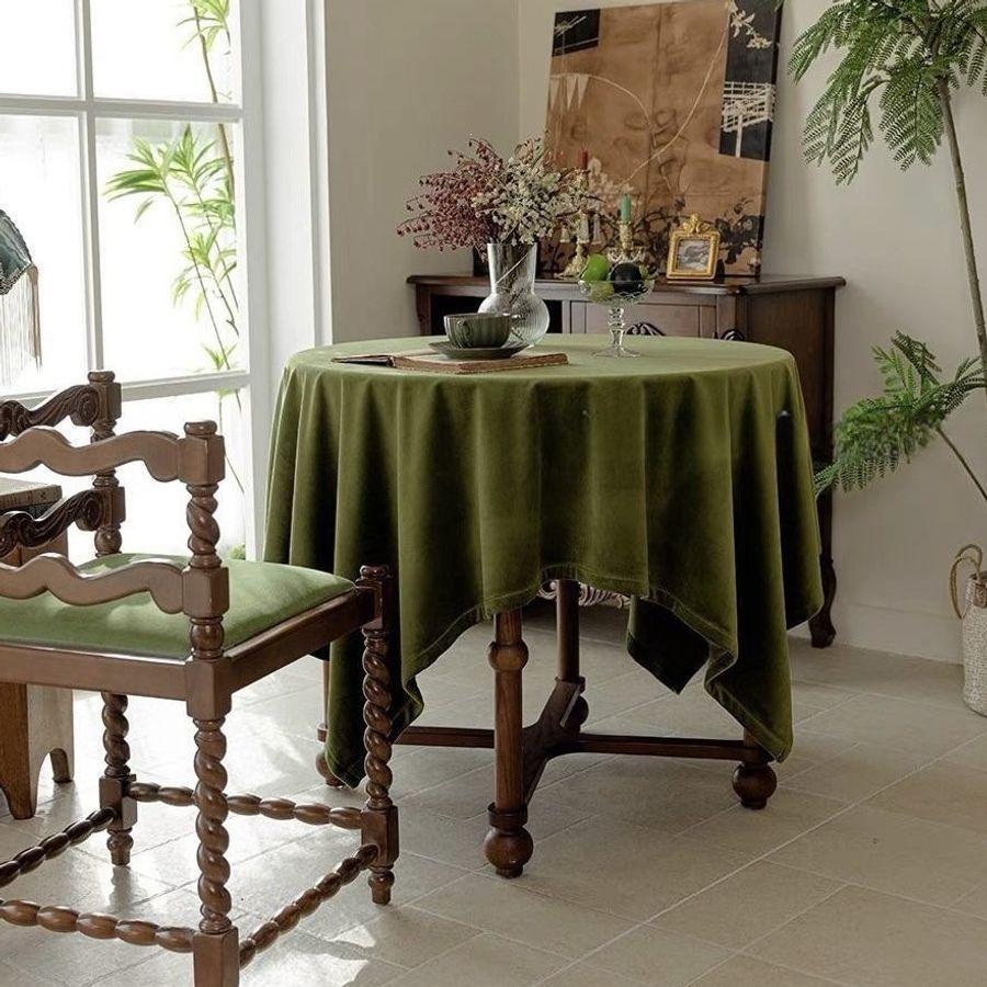 Elegante Fluwelen Tafelkleed voor Eet-, Koffie- of Vergadertafels