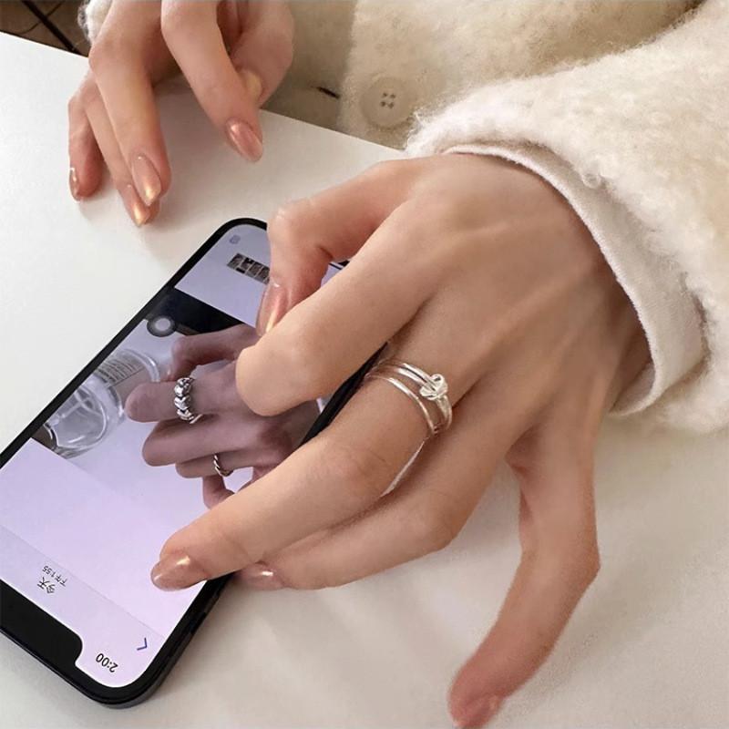 Trendy Minimalist Ring For Women Featuring Adjustable Fit And Unique Geometric Style
