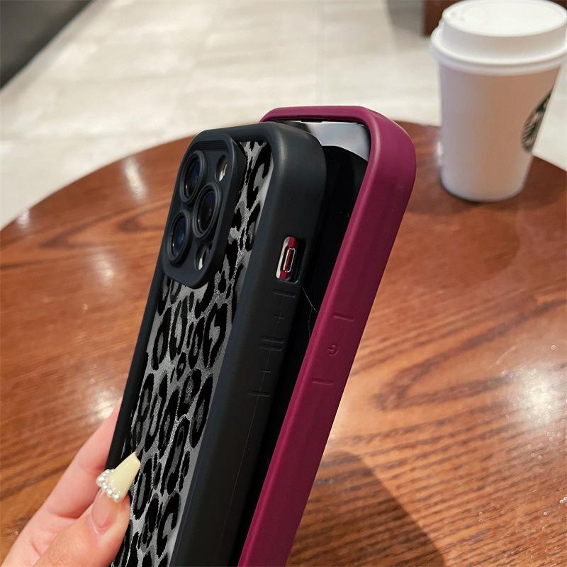 Fashion INS Black Leopard Print Laser Case For iPhone 17Pro 16 15 14 11 12 13 Pro Max 17 Pro 7 8 Plus Shockproof Silicone Funda