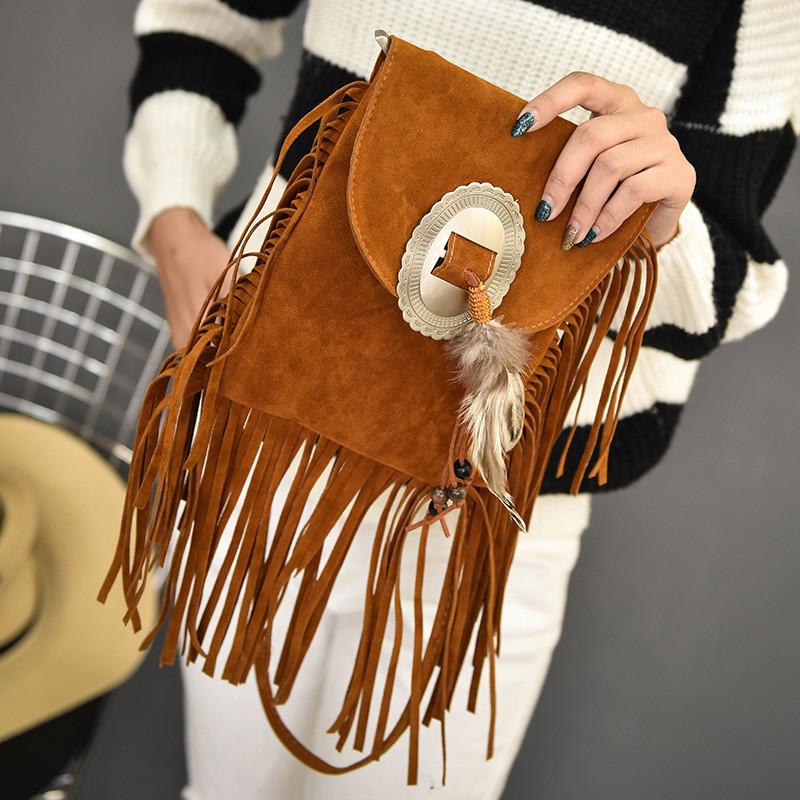 Bohemian Feather Tassel Shoulder Bag With Polyester Lining For Casual Outings
