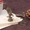 1 st Antik mässing Eagle Crane Staty Små prydnadsföremål Vintage mässing Djurfigurer Hantverk Skrivbord Heminredning Tillbehör Presenter