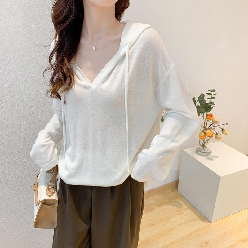 

Mocana Women s Hooded Knit Base Shirt One Size