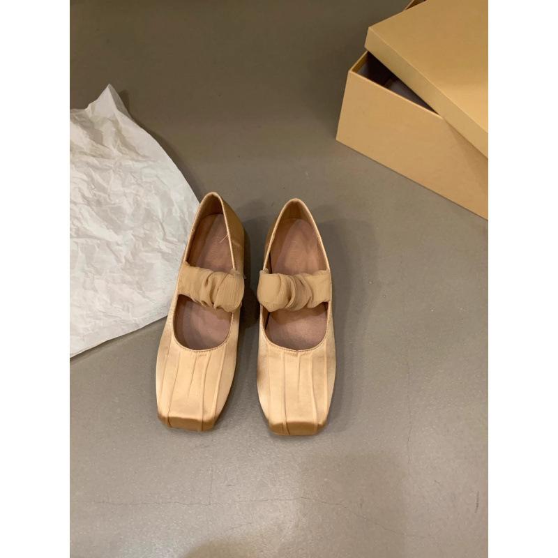 Flat-bottomed French Evening Breeze Gentle Single Shoes Women's Shoes 2025 New Summer Satin Square Head Ballet Ladyshoes