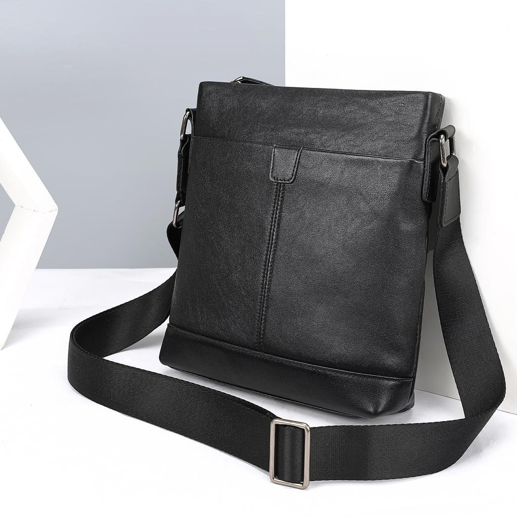 Men's Vertical Leather Crossbody Bag 22 x 6 x 25.5cm