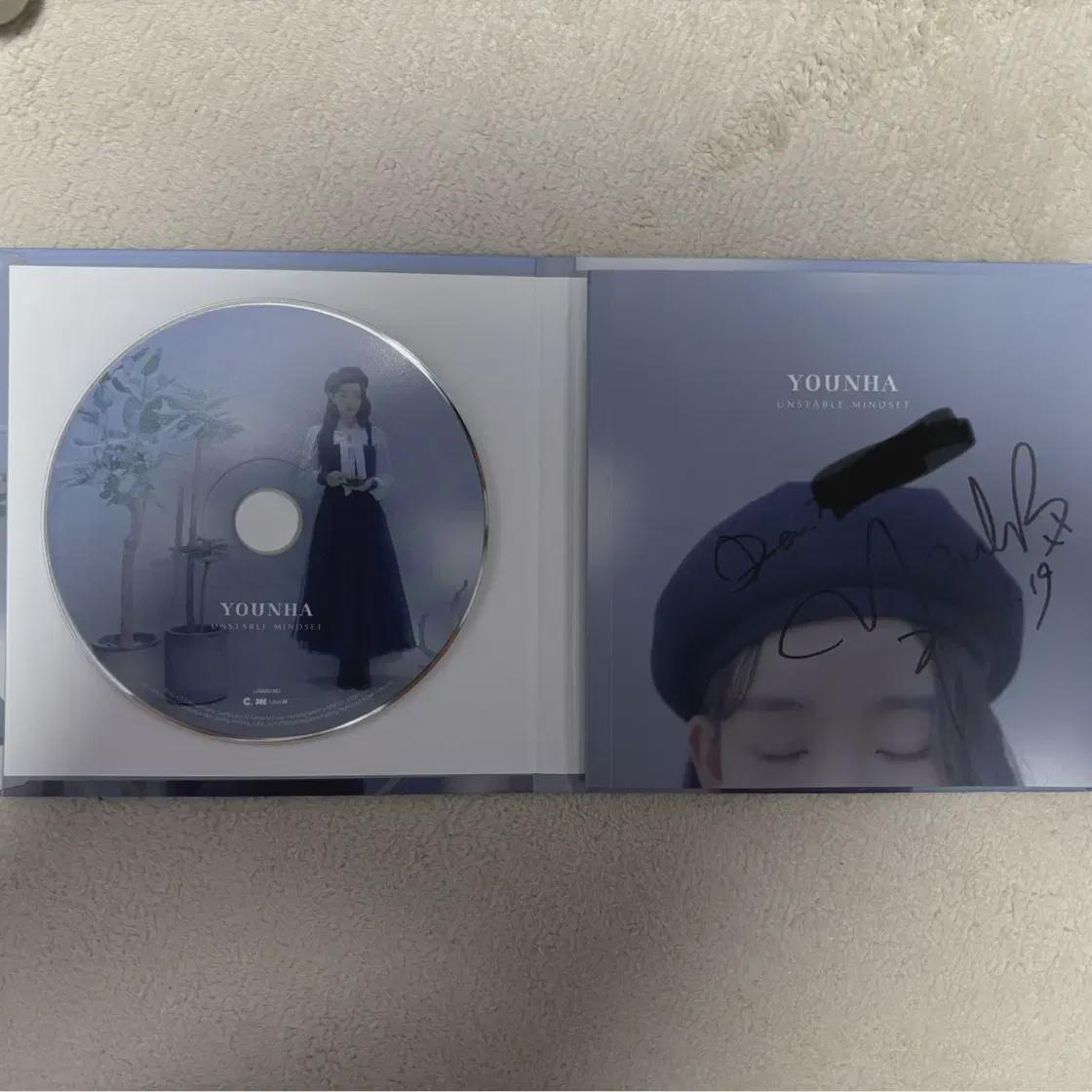 

Unstable Album Sign By Yunha Unsma