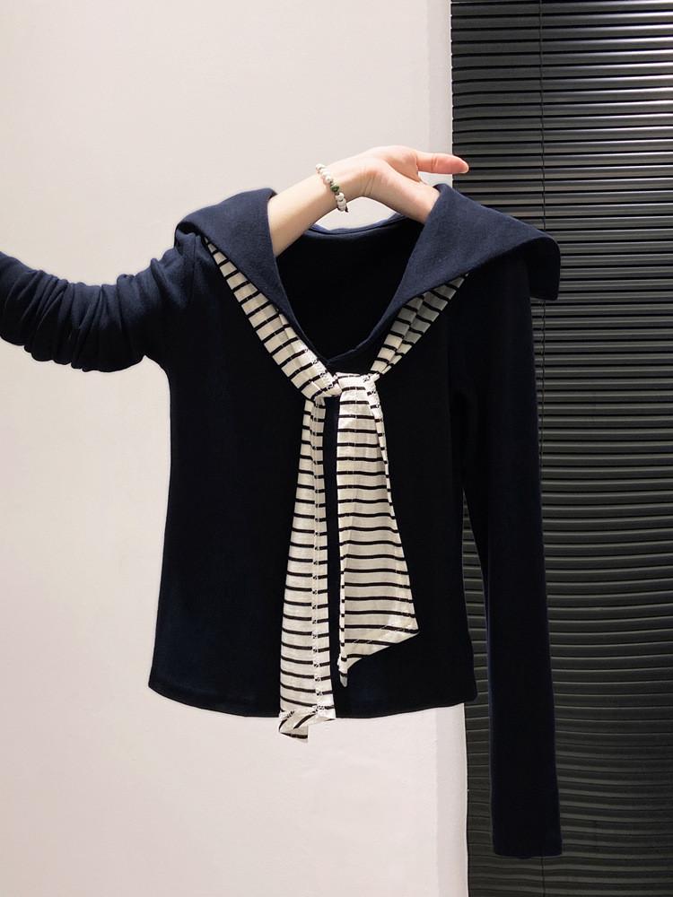 Minimalist Long Sleeve T Shirt For Women With Striped Pattern And Crew Neck For Casual Wear
