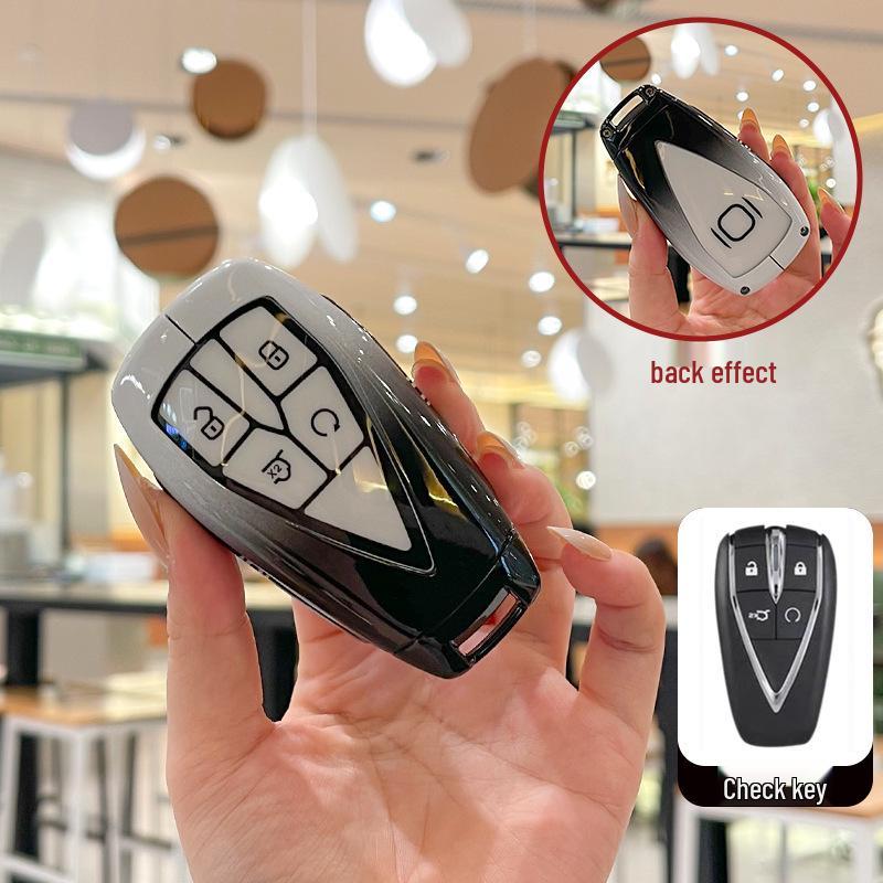 Fits 2025 Changan Qiyuan A07, A06 New Energy, and A05 models — Metal Remote Key Cover with Buckle