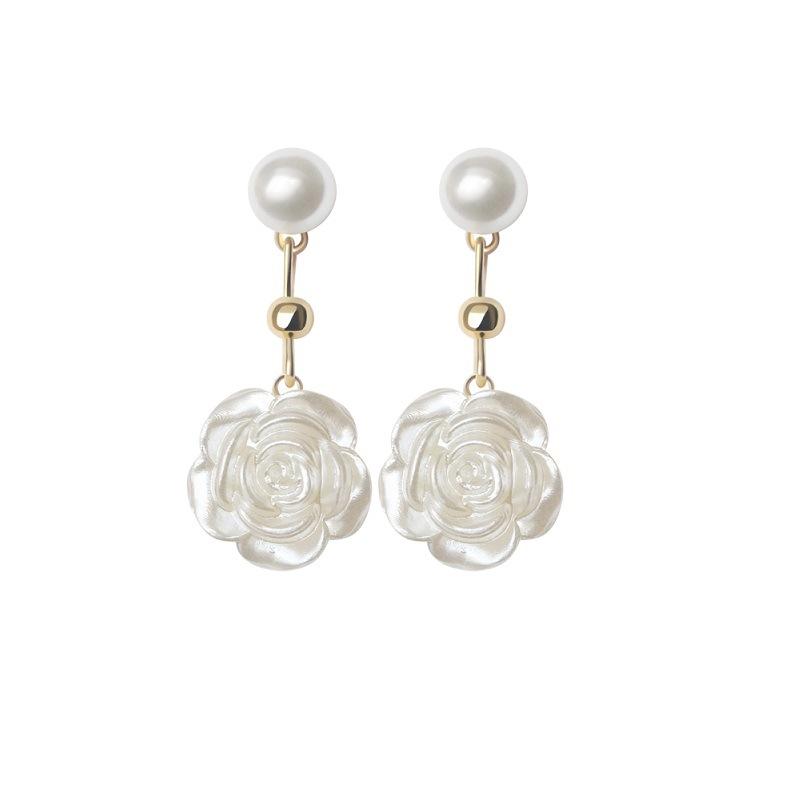 Retro design sense camellia pearl stud earrings women's 111 silver needle temperament high sense flower earrings temperament earrings